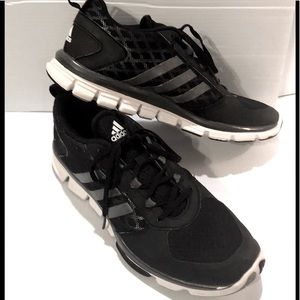 Adidas Men’s Athletic / Training Mens Tennis Shoe /Sneakers size 11